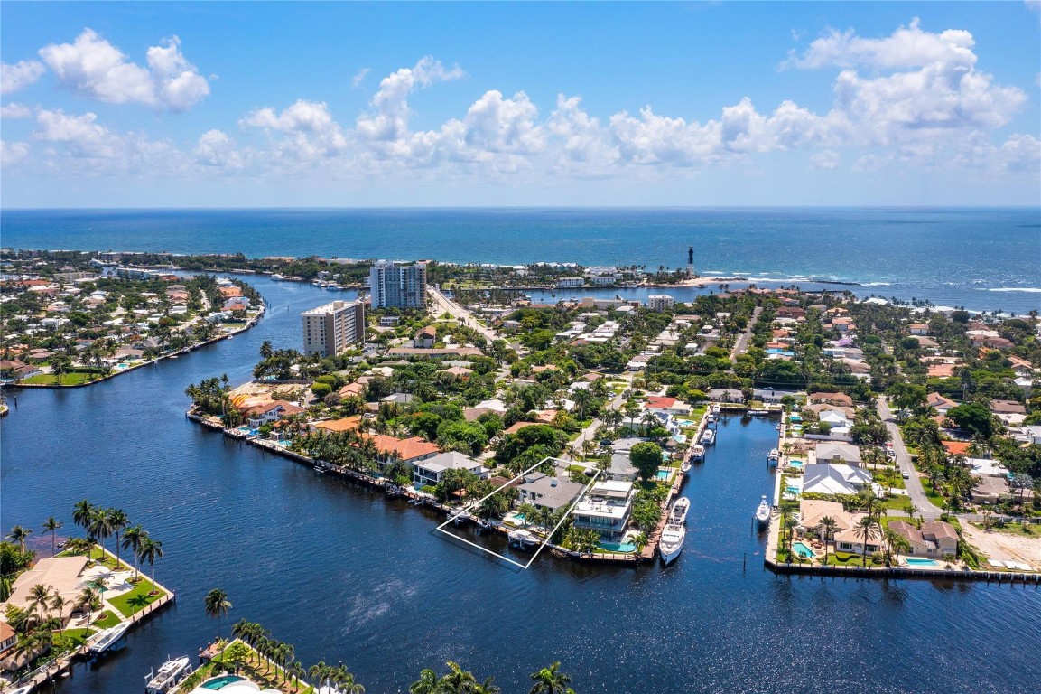 2307 N Riverside, Pompano Beach FL 33062