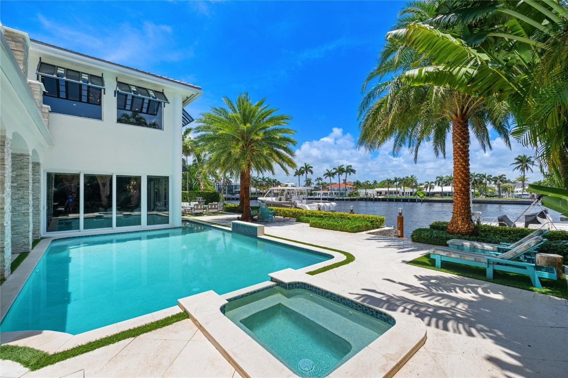 2307 N Riverside, Pompano Beach FL 33062
