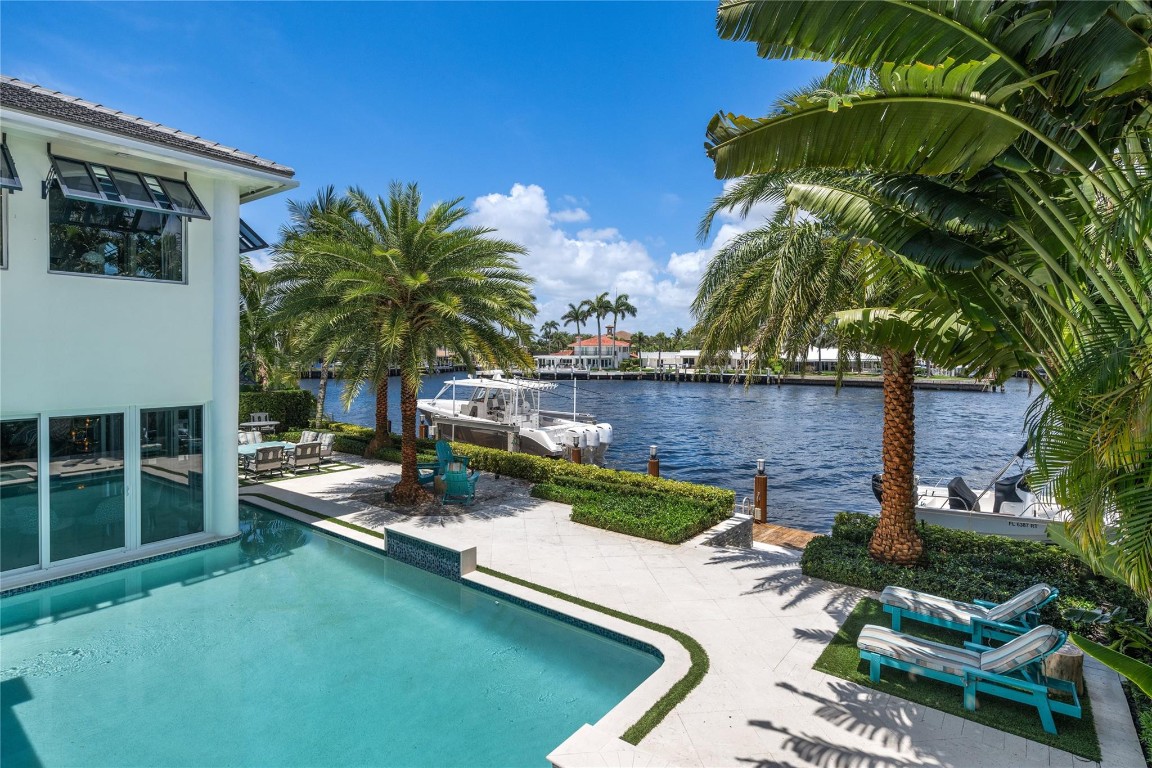 2307 N Riverside, Pompano Beach FL 33062