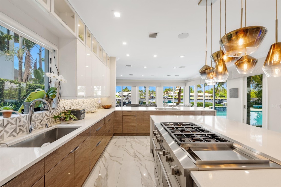 2307 N Riverside, Pompano Beach FL 33062