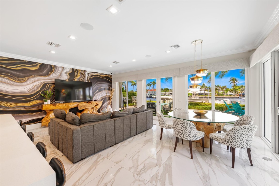 2307 N Riverside, Pompano Beach FL 33062