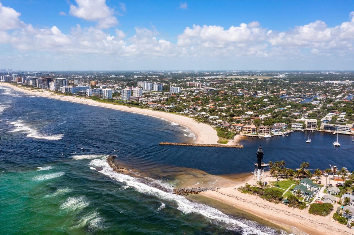 2307 N Riverside, Pompano Beach FL 33062