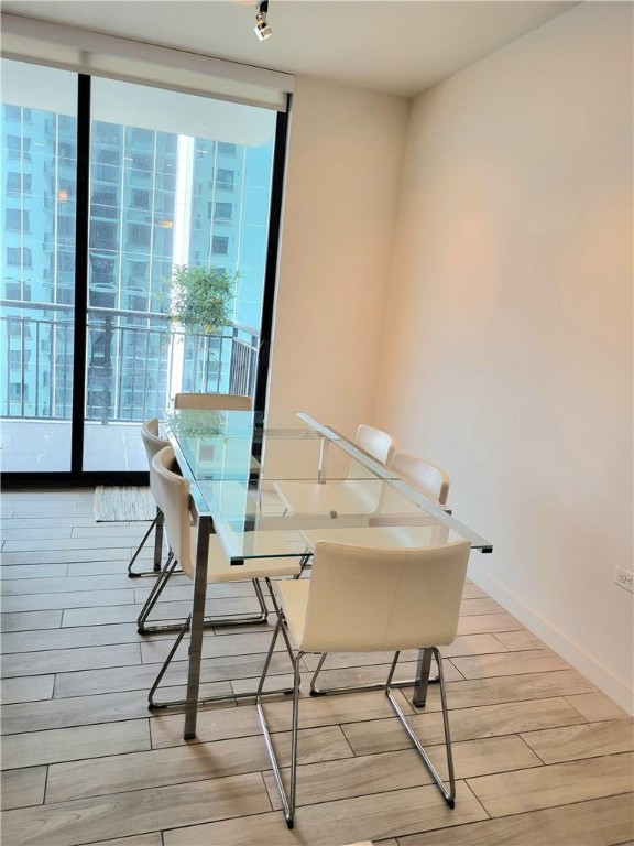 999 SW 1st #1914, Miami FL 33130