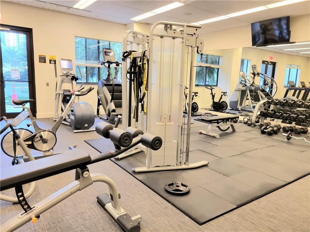 999 SW 1st #1914, Miami FL 33130