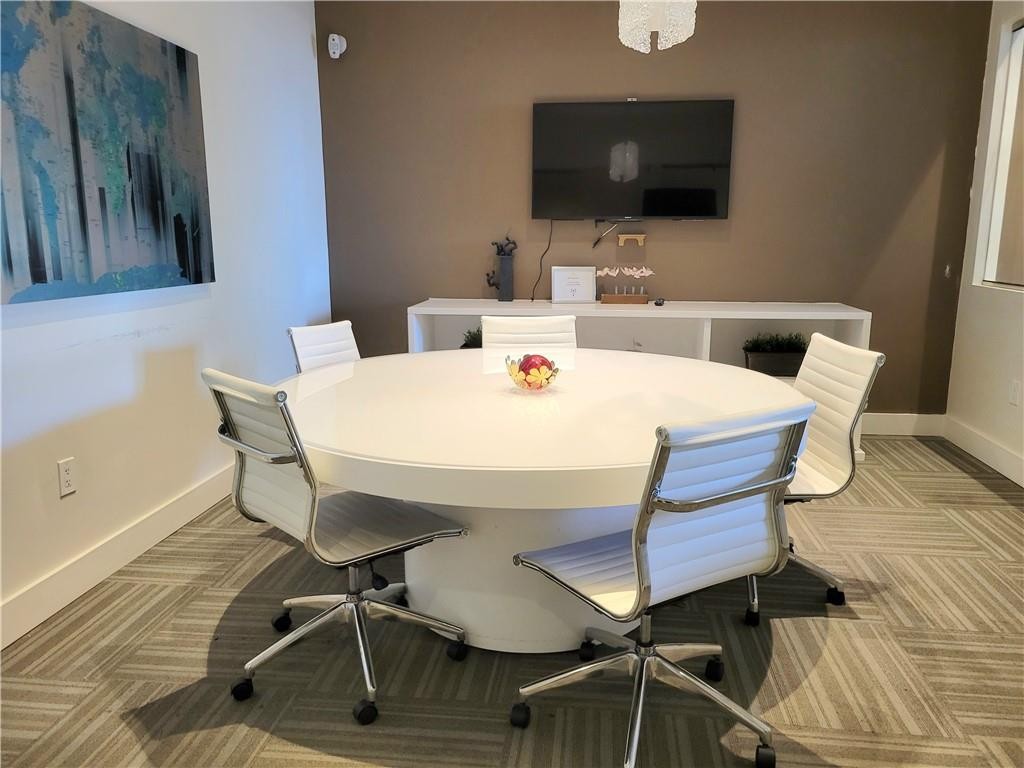 999 SW 1st #1914, Miami FL 33130