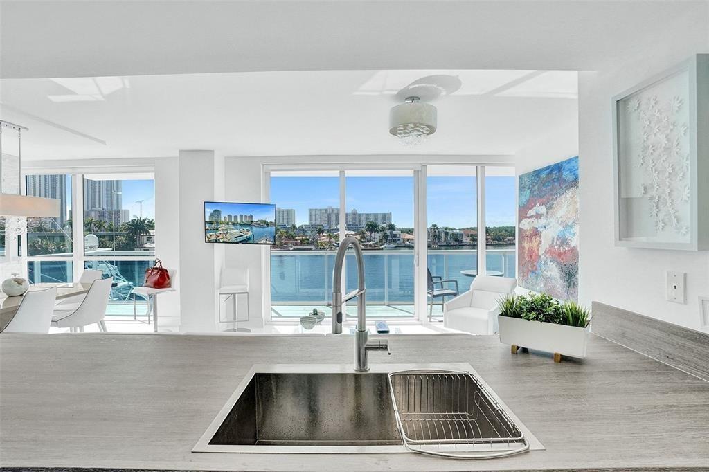 400 Sunny Isles Blvd #319, Sunny Isles Beach FL 33160