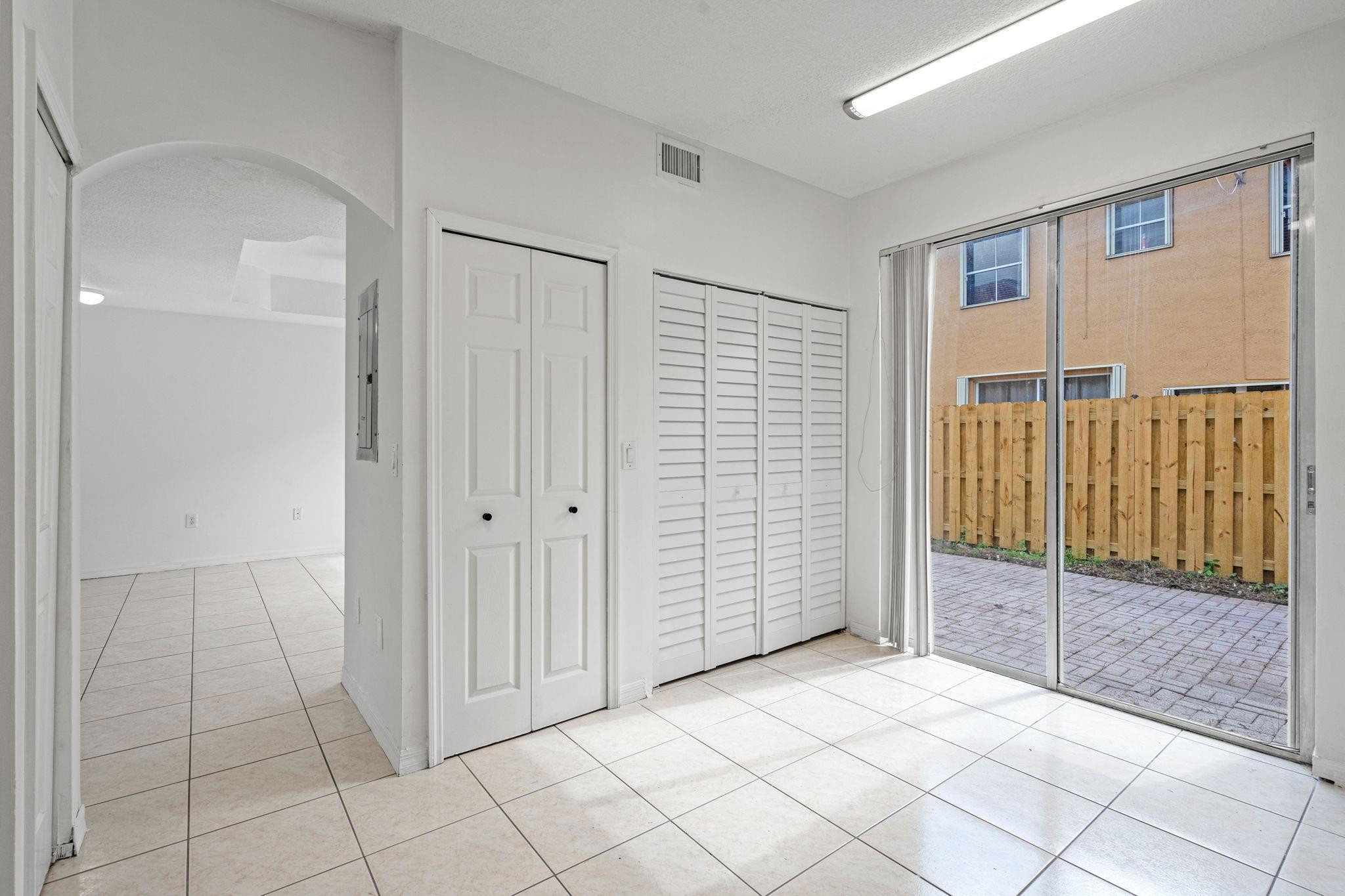 8520 NW 139th #1602, Miami Lakes FL 33016