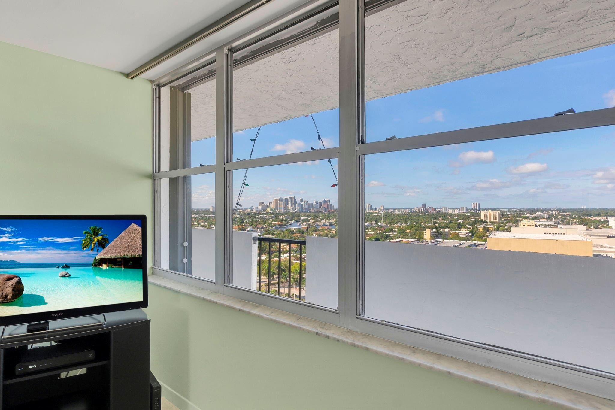 936 Intracoastal #21D, Fort Lauderdale FL 33304