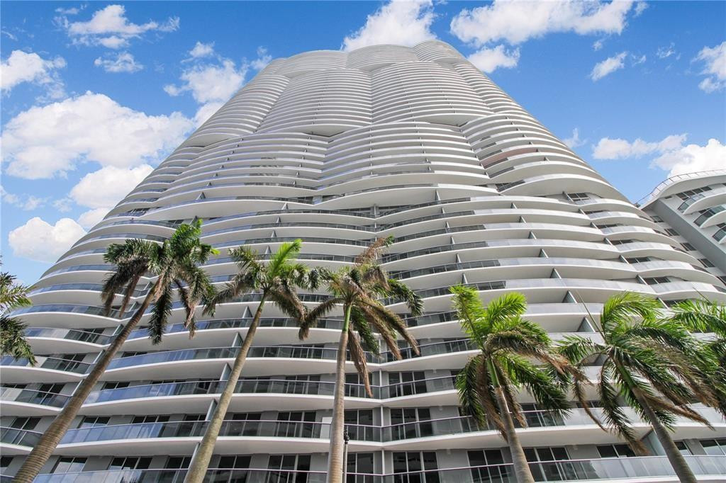 488 NE 18th #2010, Miami FL 33132