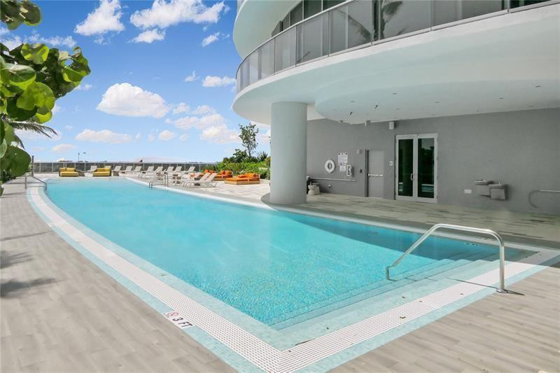 488 NE 18th #2010, Miami FL 33132