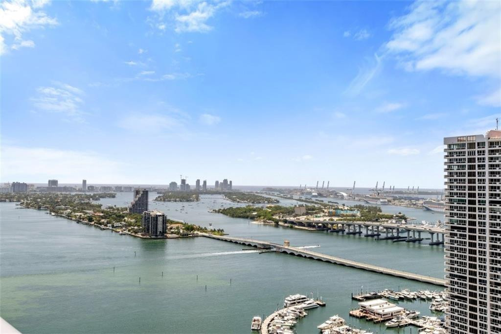 488 NE 18th #2010, Miami FL 33132