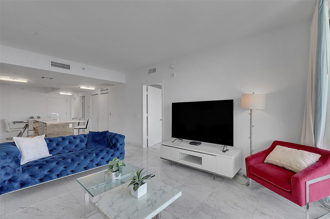 460 NE 28th #3407, Miami FL 33137