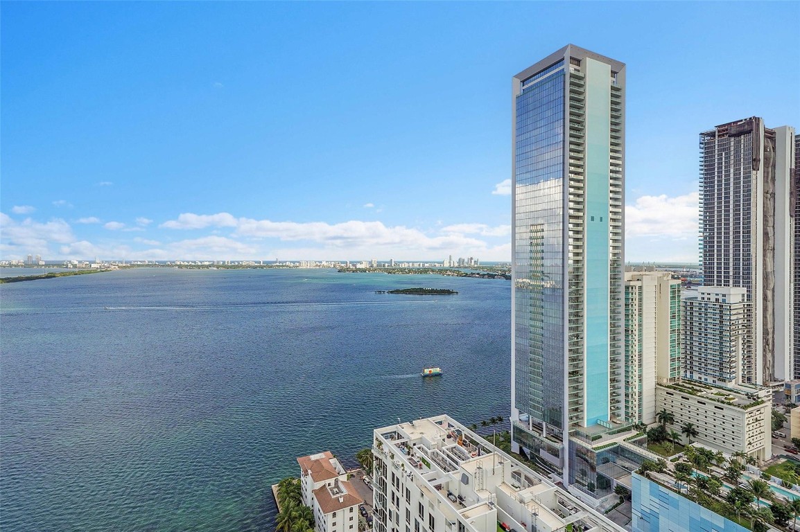 460 NE 28th #3407, Miami FL 33137