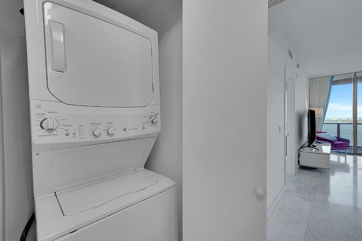460 NE 28th #3407, Miami FL 33137