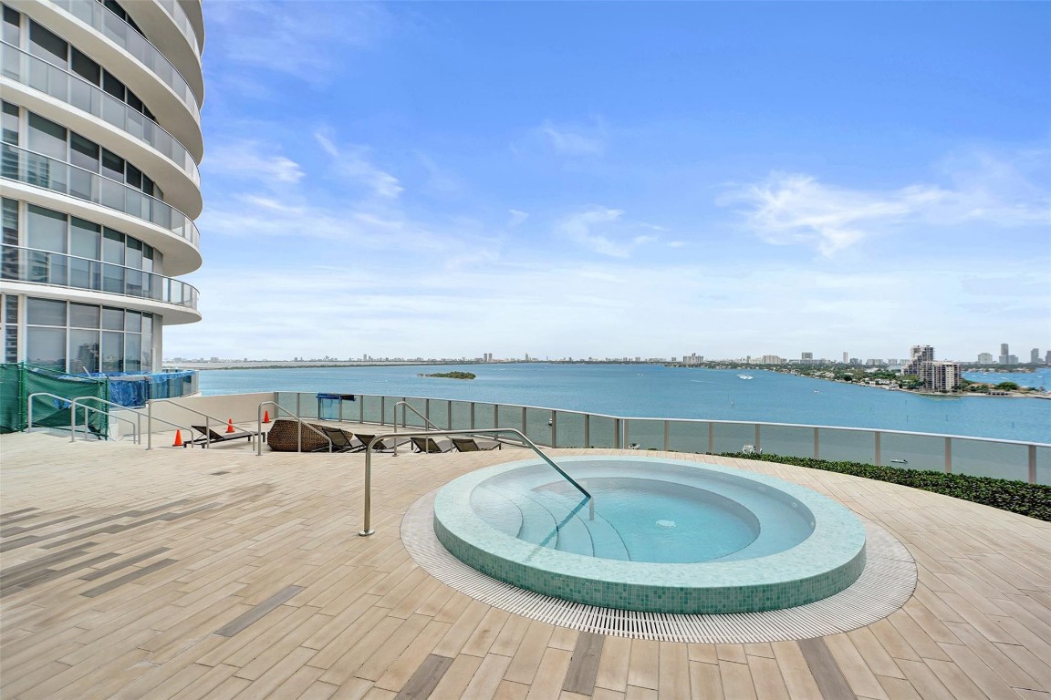 488 NE 18th #801, Miami FL 33132
