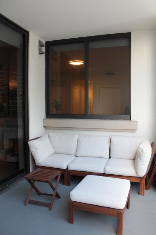 999 SW 1st #3301, Miami FL 33130
