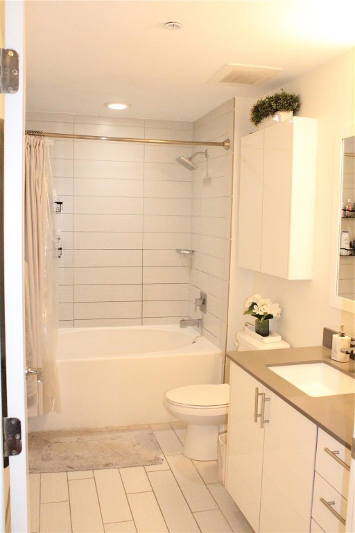 999 SW 1st #3301, Miami FL 33130