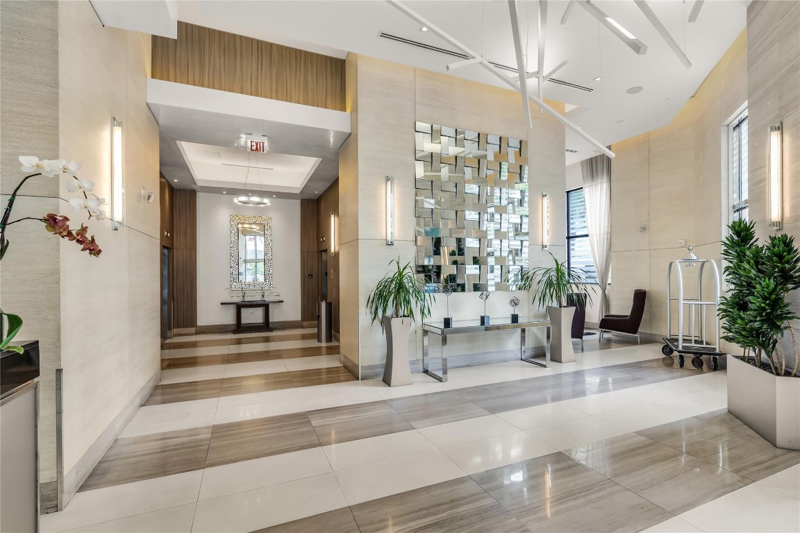 999 SW 1st #3301, Miami FL 33130