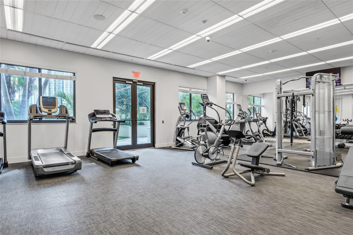999 SW 1st #3301, Miami FL 33130