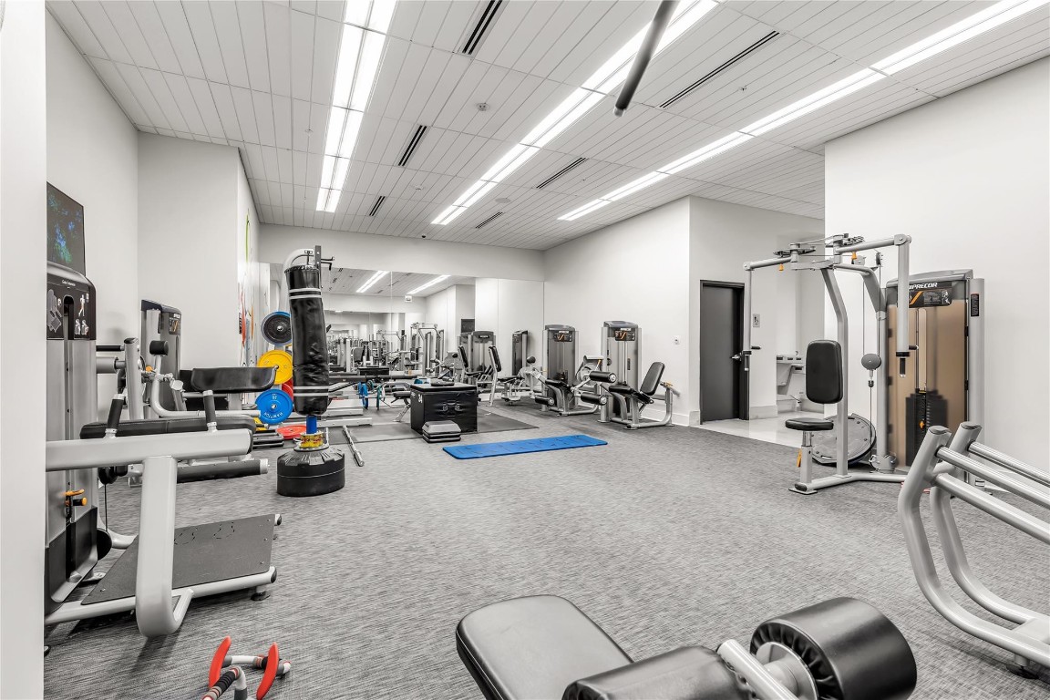 999 SW 1st #3301, Miami FL 33130