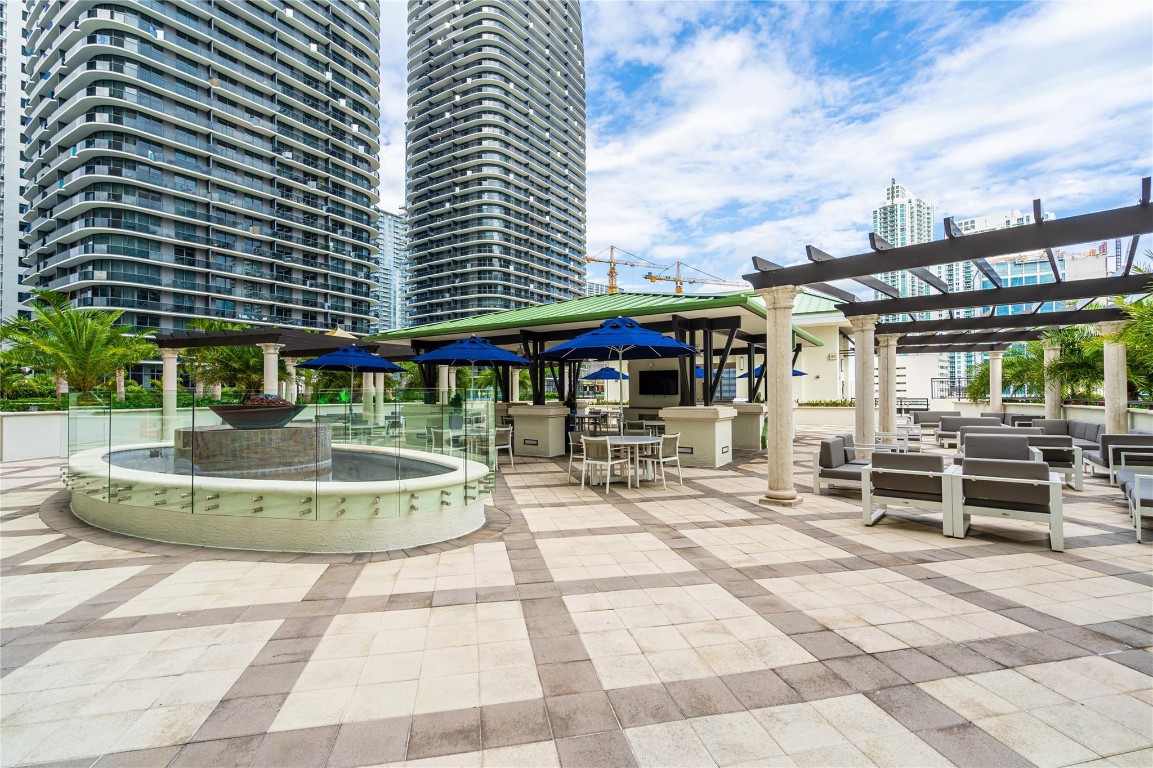 999 SW 1st #3301, Miami FL 33130