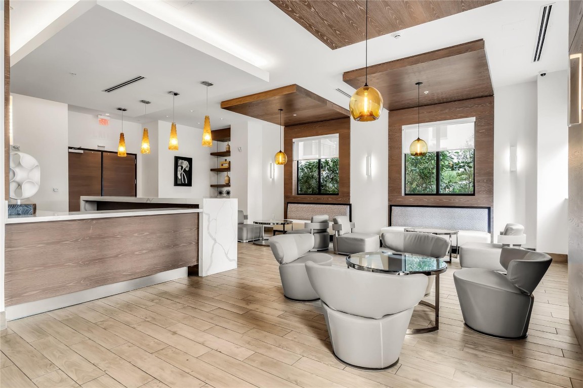 999 SW 1st #3301, Miami FL 33130
