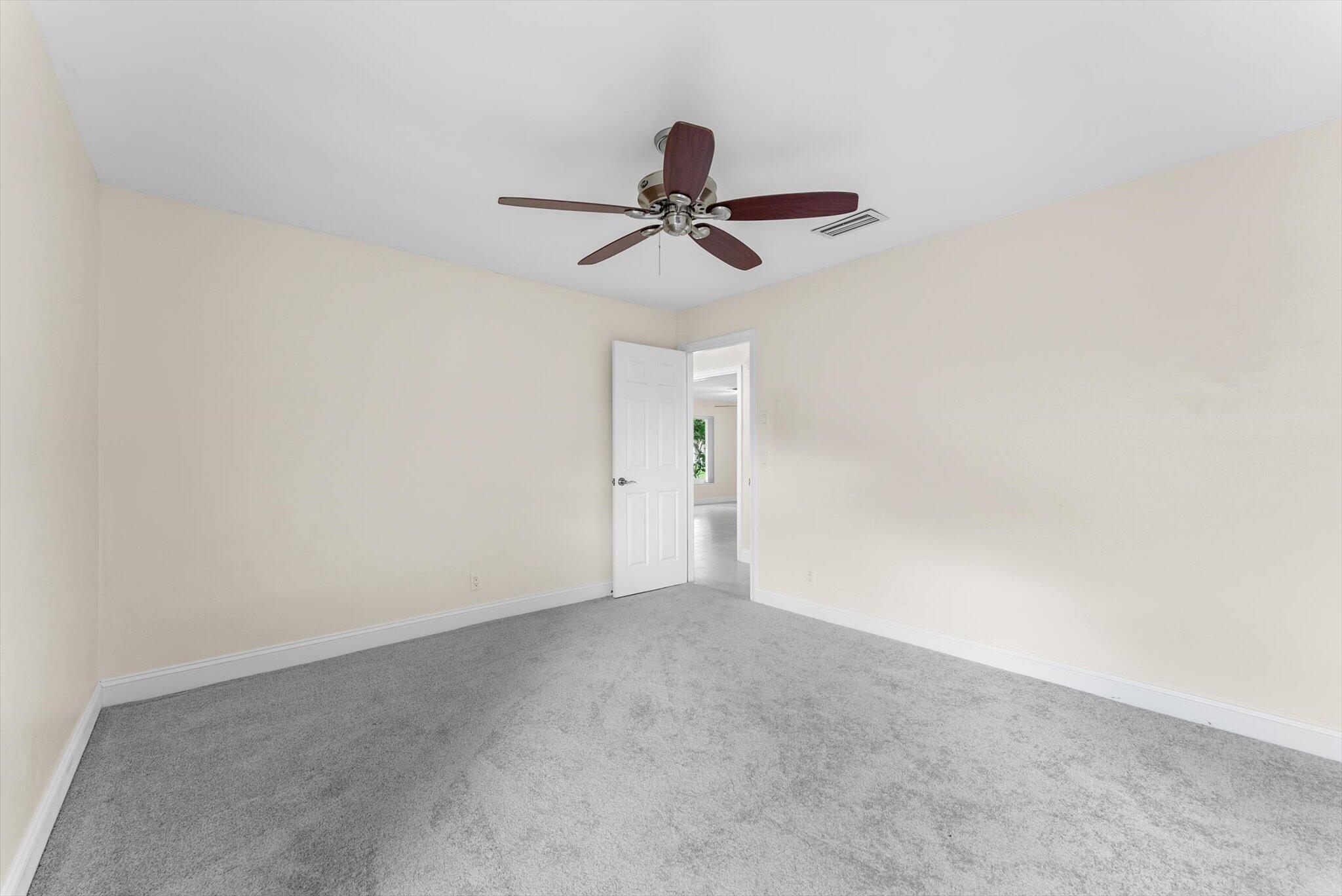 4811 Dorchester Mews, Haverhill FL 33415