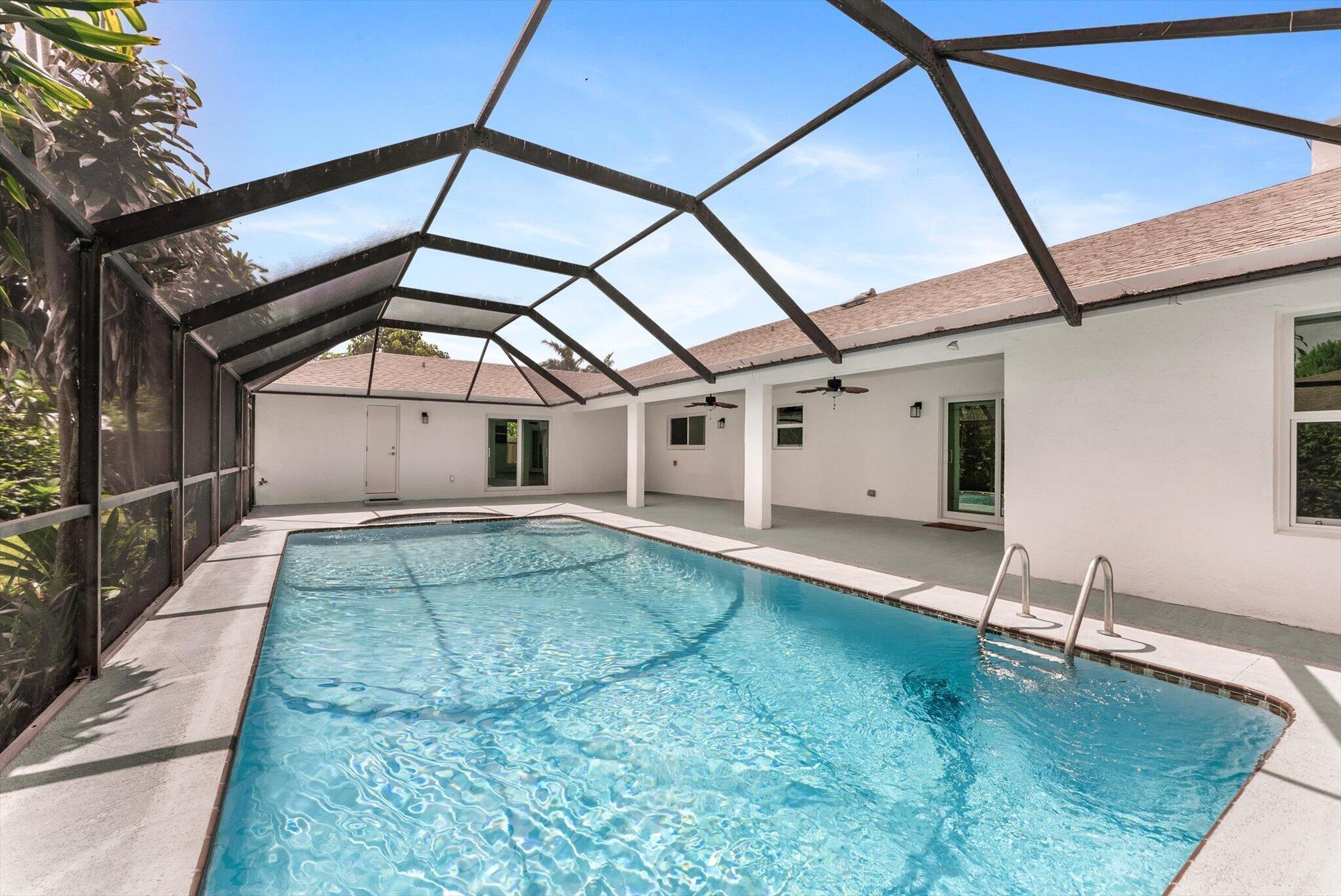 4811 Dorchester Mews, Haverhill FL 33415