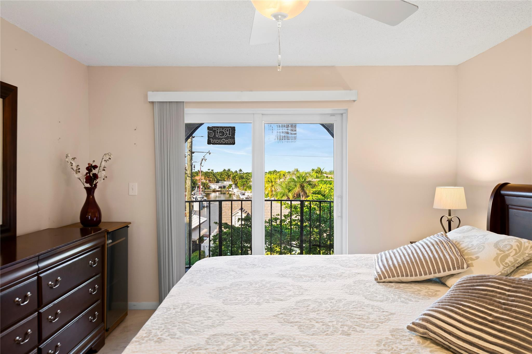 3909 N Ocean #410, Fort Lauderdale FL 33308