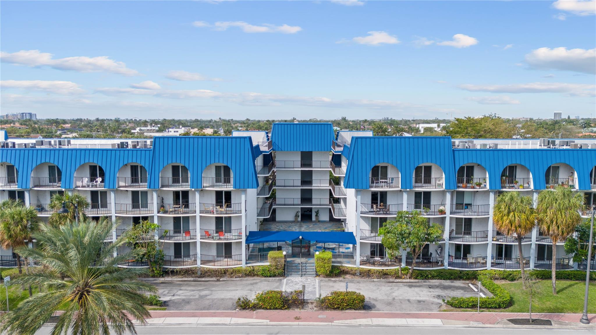 3909 N Ocean #410, Fort Lauderdale FL 33308