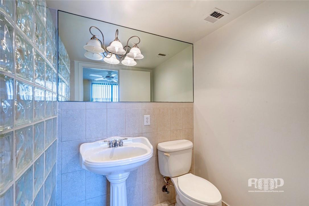 3100 NE 48th #908, Fort Lauderdale FL 33308