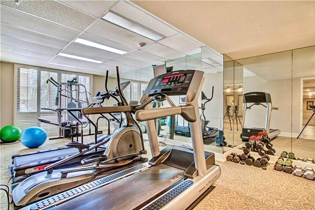 3100 NE 48th #908, Fort Lauderdale FL 33308