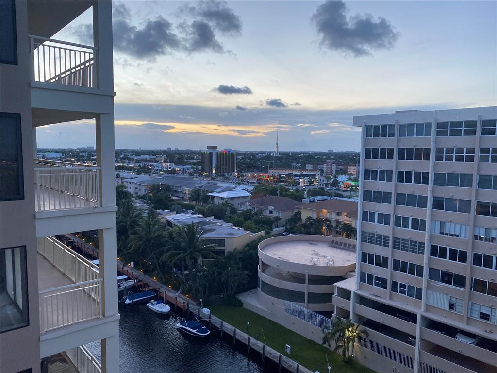 3100 NE 48th #908, Fort Lauderdale FL 33308