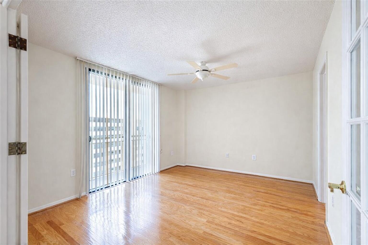 3100 NE 48th #908, Fort Lauderdale FL 33308