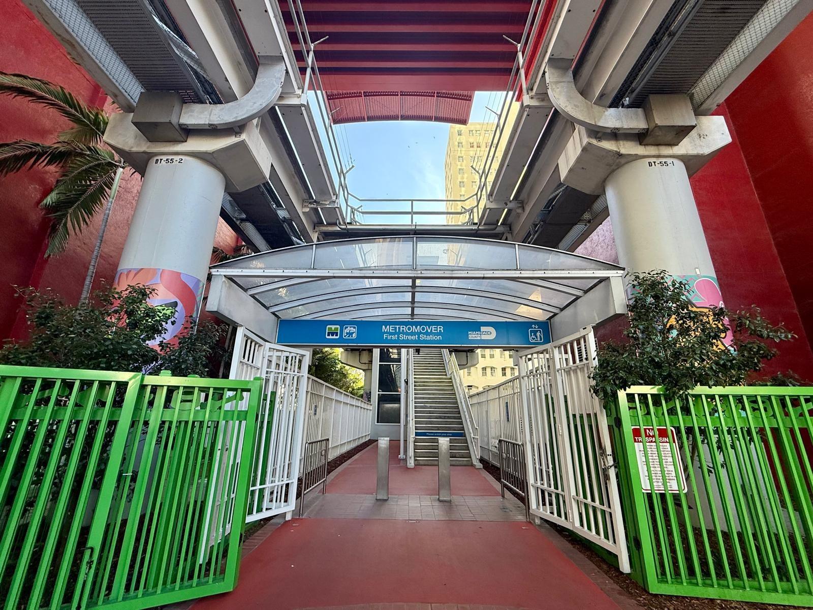 133 NE 2nd Ave #2215, Miami FL 33132