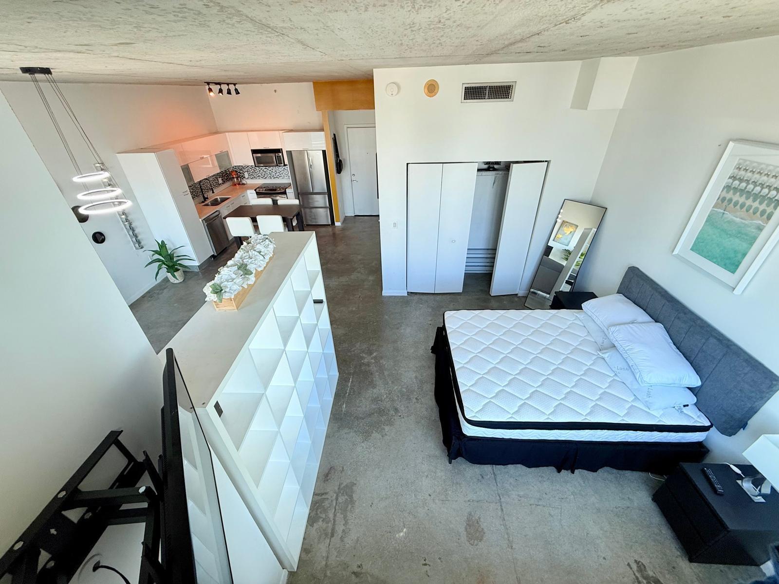 133 NE 2nd Ave #2215, Miami FL 33132