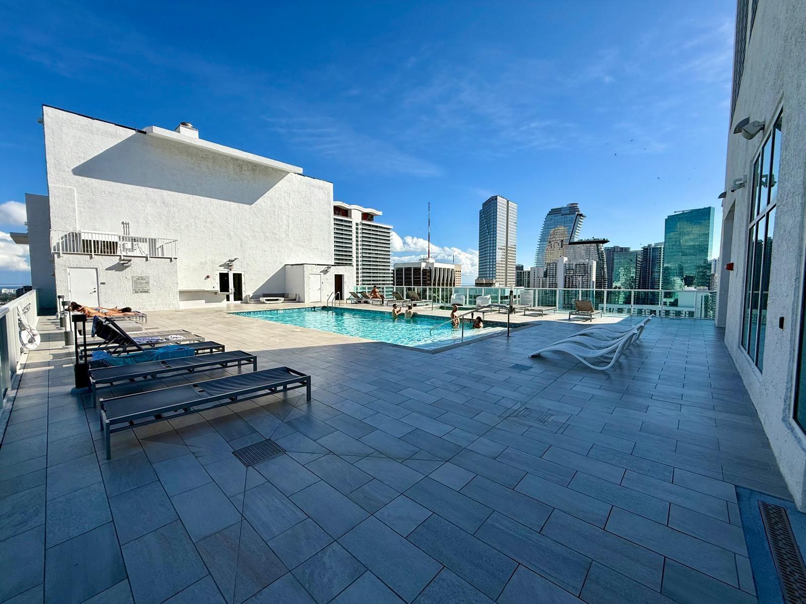 133 NE 2nd Ave #2215, Miami FL 33132
