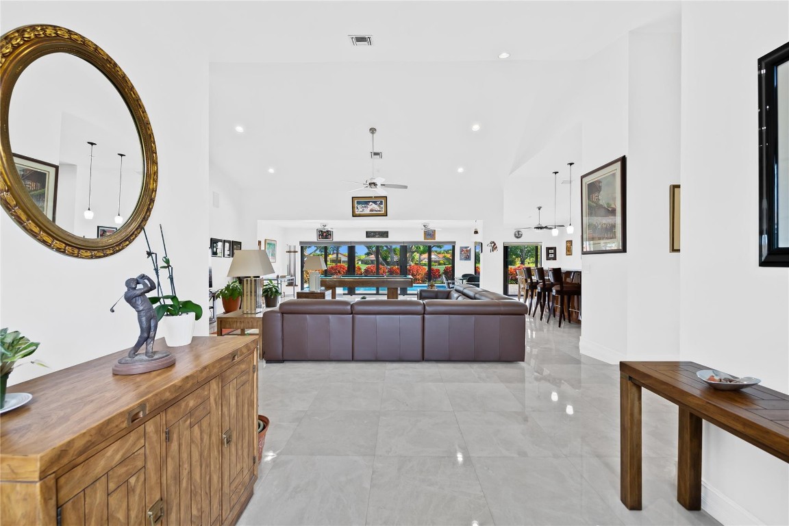 11043 Boca Woods, Boca Raton FL 33428