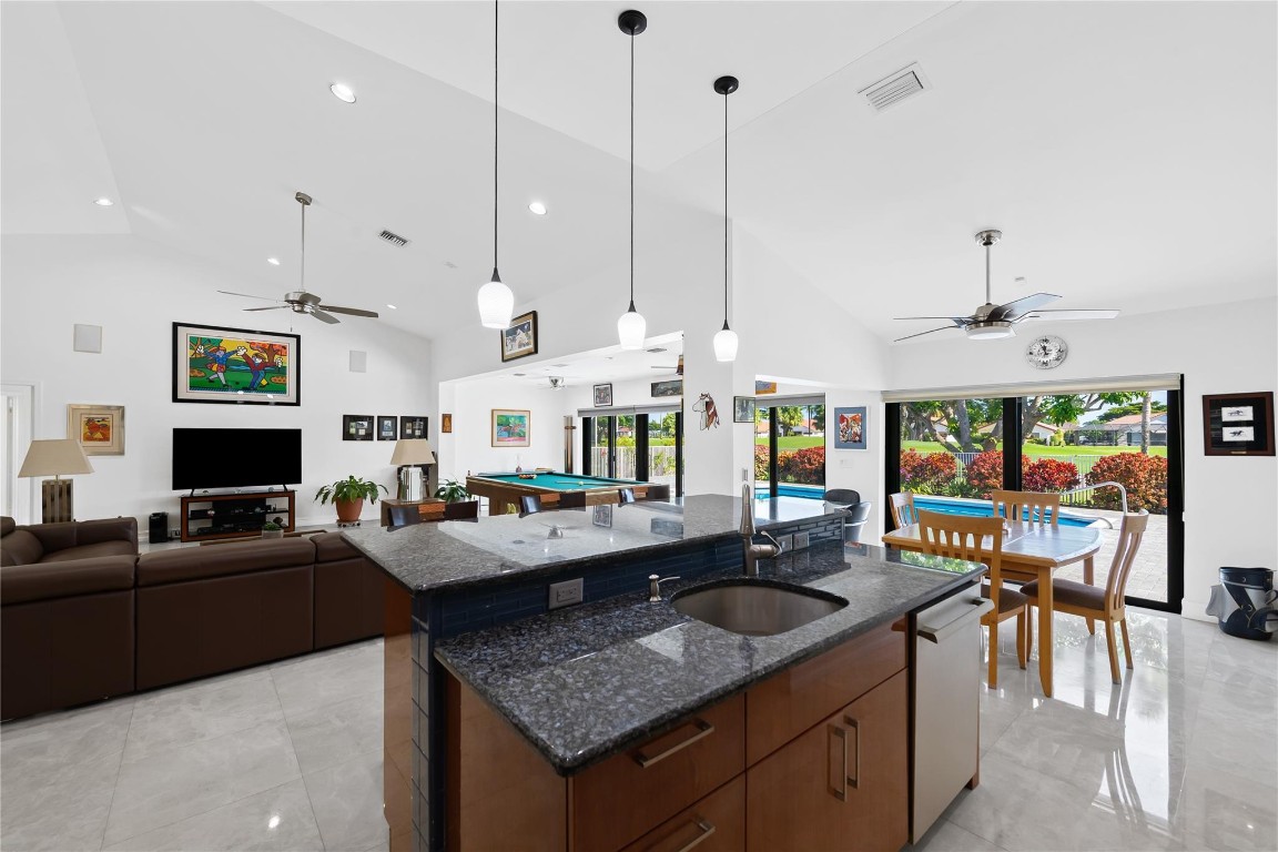 11043 Boca Woods, Boca Raton FL 33428