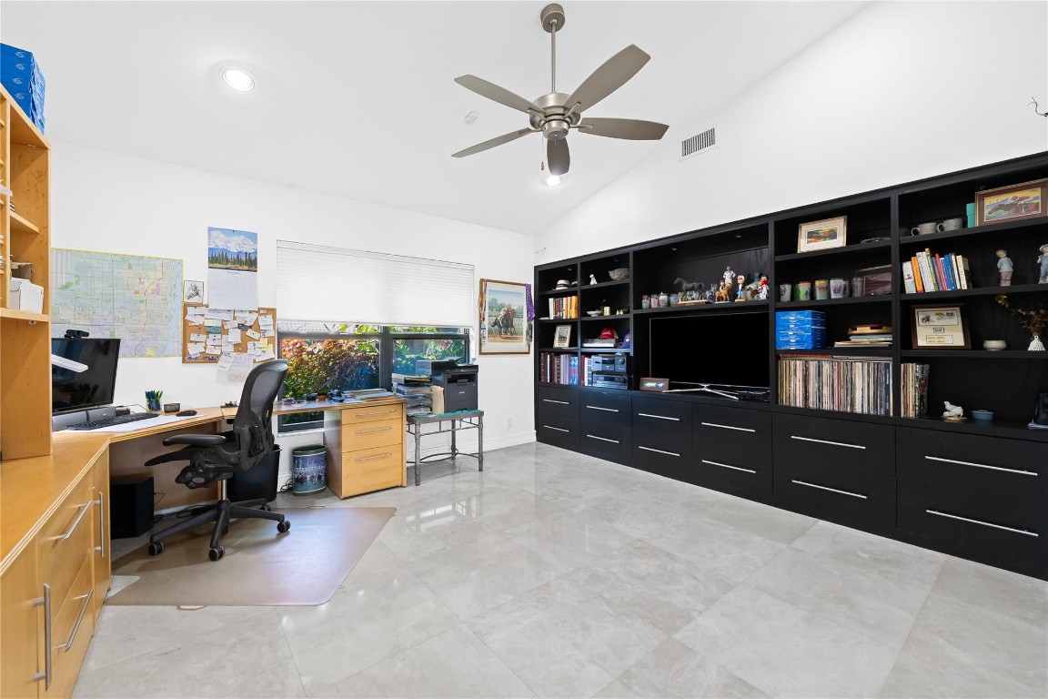 11043 Boca Woods, Boca Raton FL 33428