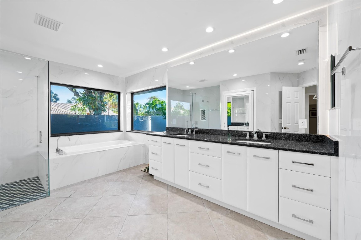 11043 Boca Woods, Boca Raton FL 33428