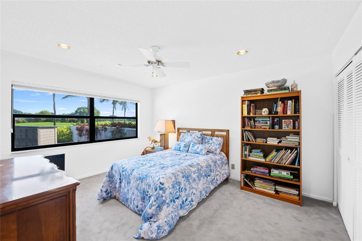 11043 Boca Woods, Boca Raton FL 33428