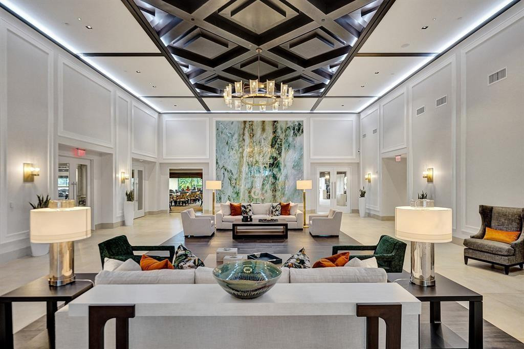 11043 Boca Woods, Boca Raton FL 33428