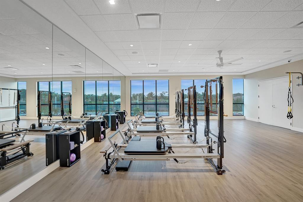 11043 Boca Woods, Boca Raton FL 33428