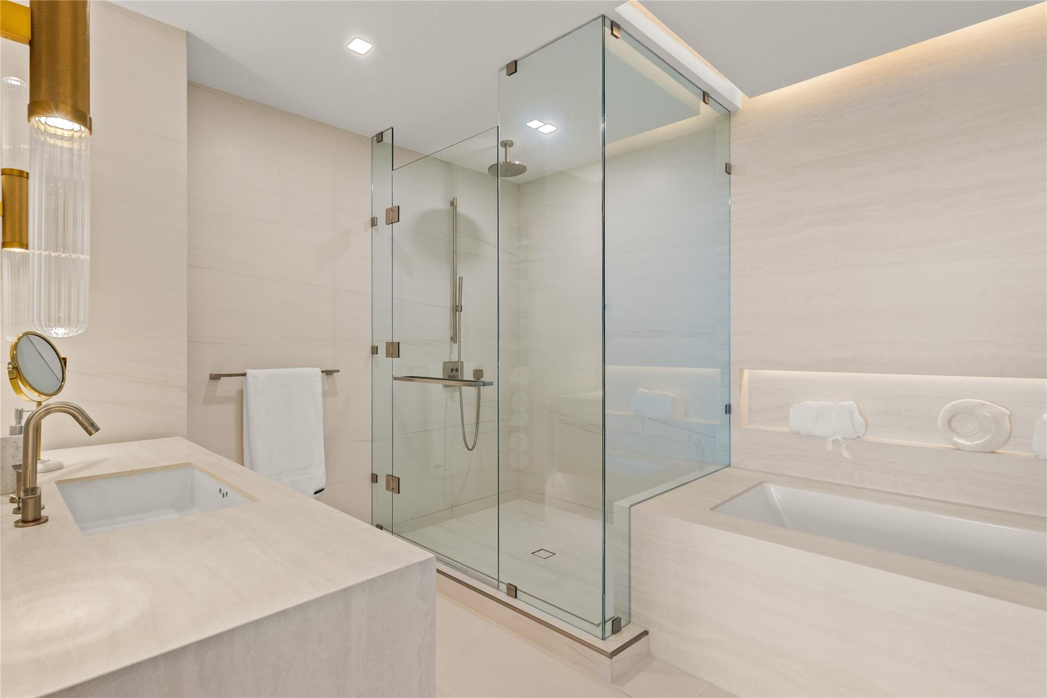 900 N Ocean #LPH05, Pompano Beach FL 33062