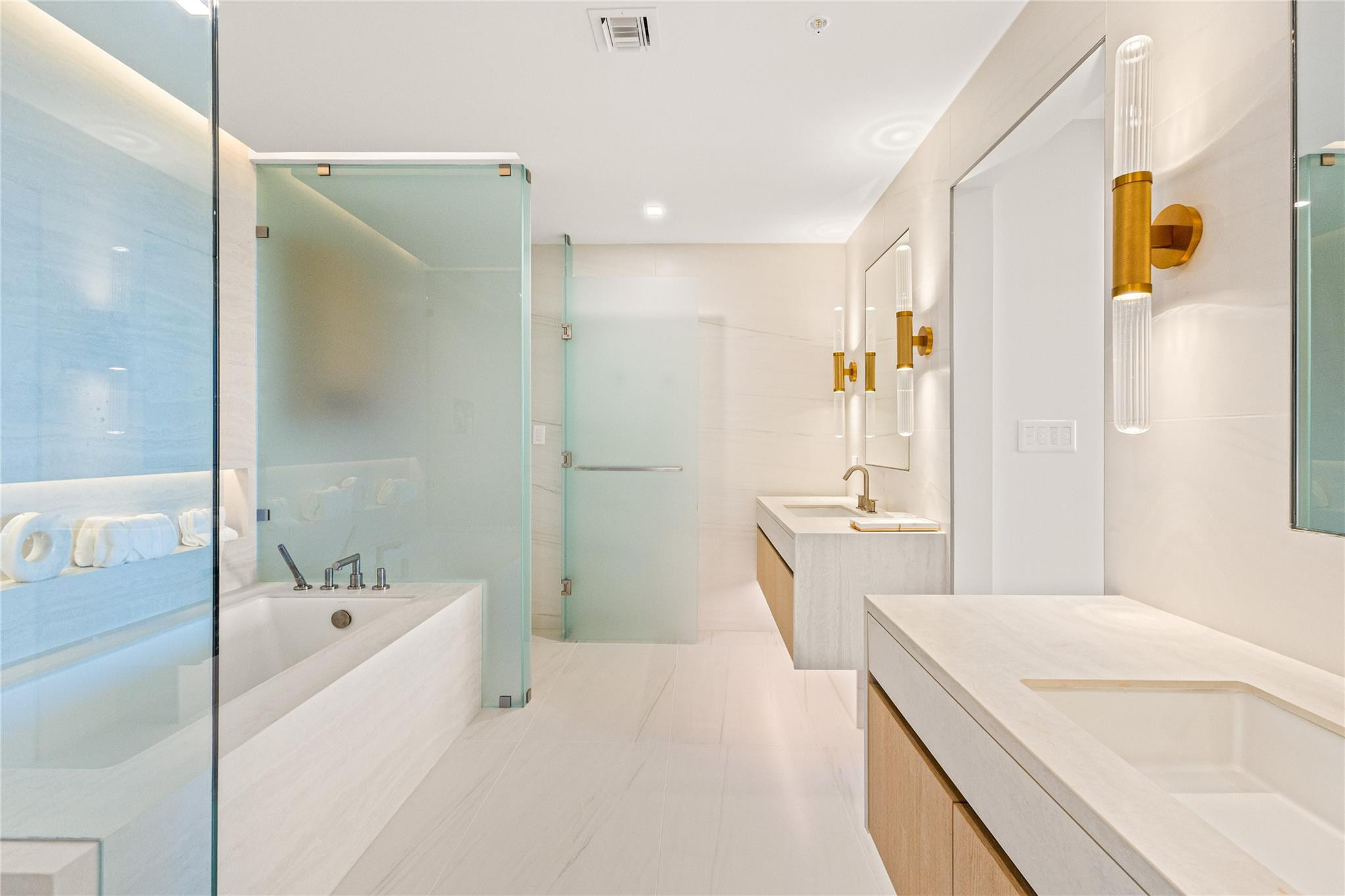 900 N Ocean #LPH05, Pompano Beach FL 33062