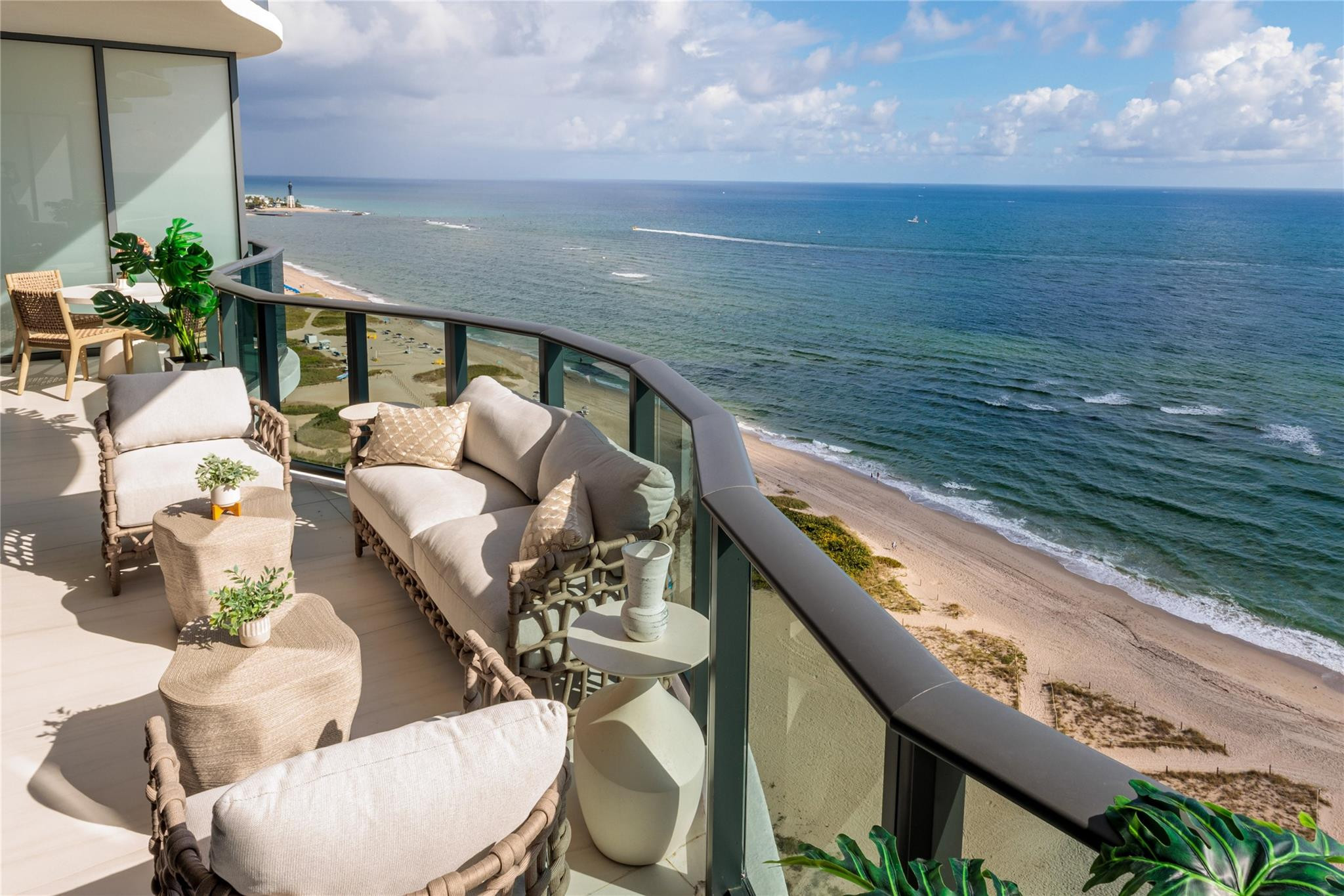 900 N Ocean #LPH05, Pompano Beach FL 33062