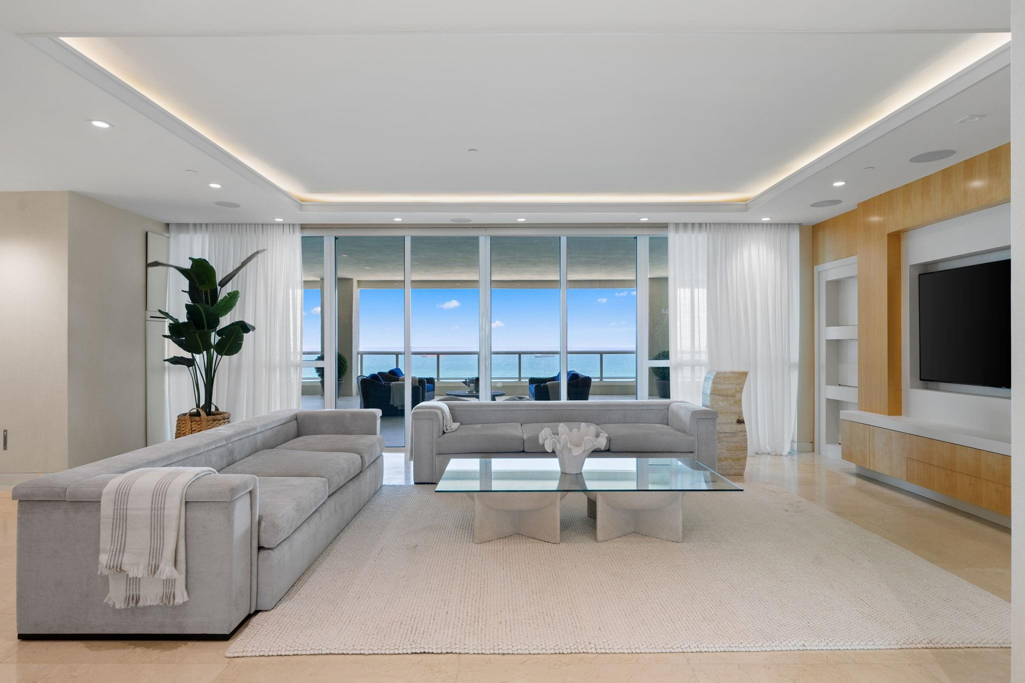 101 S Fort Lauderdale Beach #PH 2703, Fort Lauderdale FL 33316