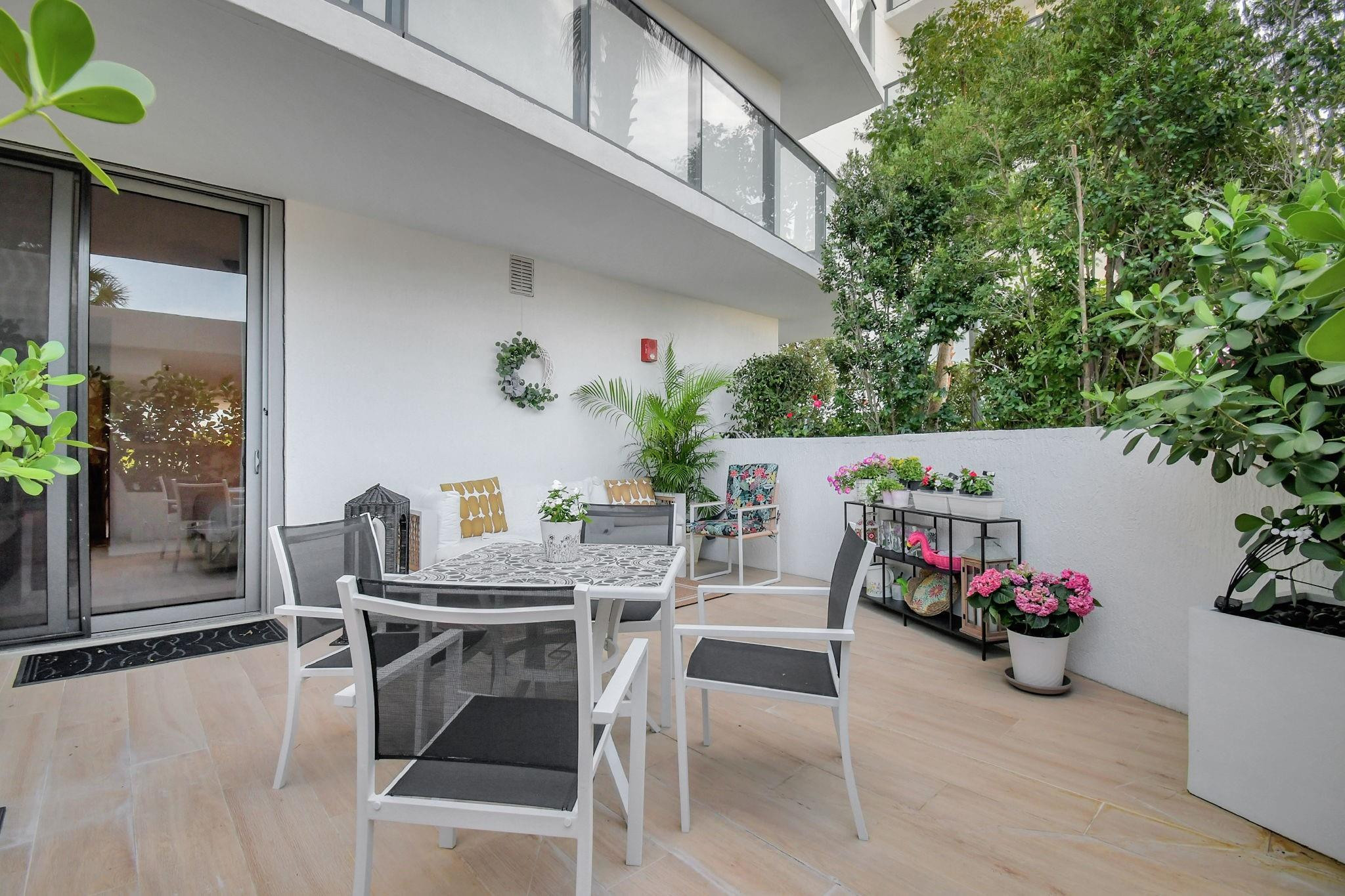 1116 N Ocean #303, Pompano Beach FL 33062