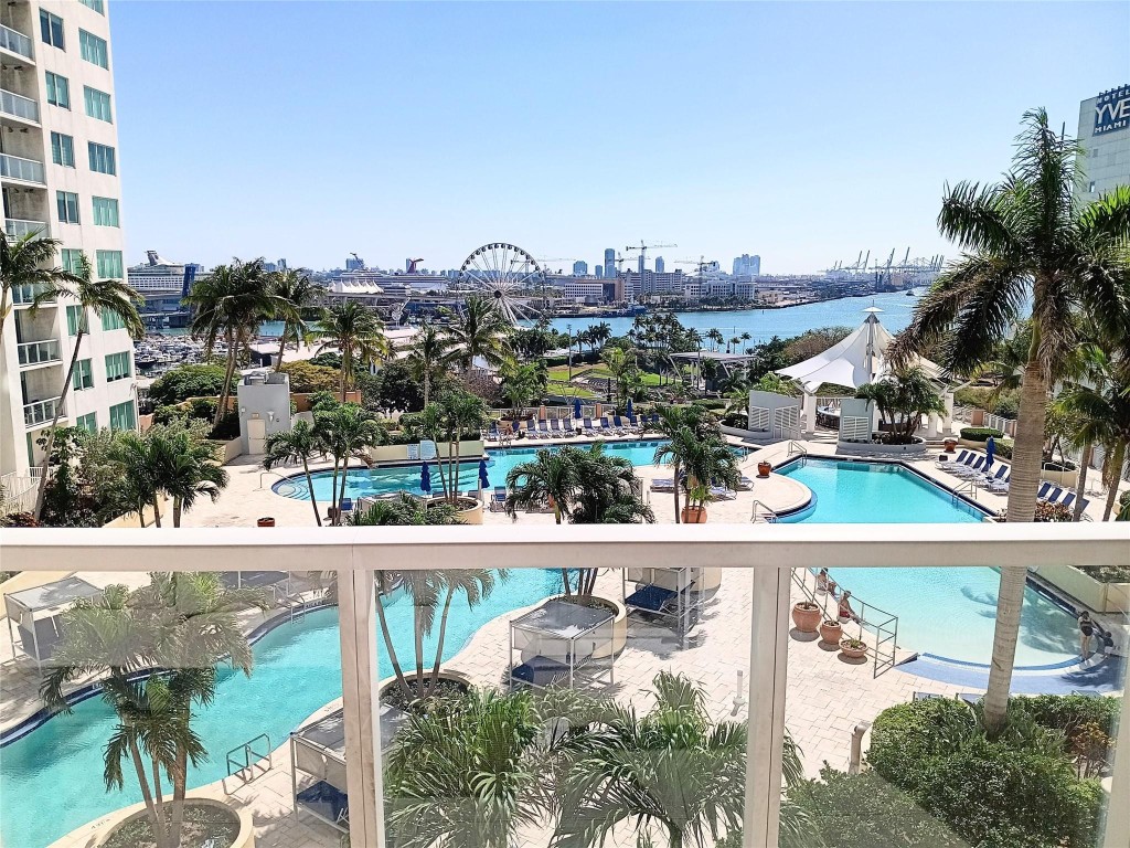 253 NE 2nd #1103, Miami FL 33132